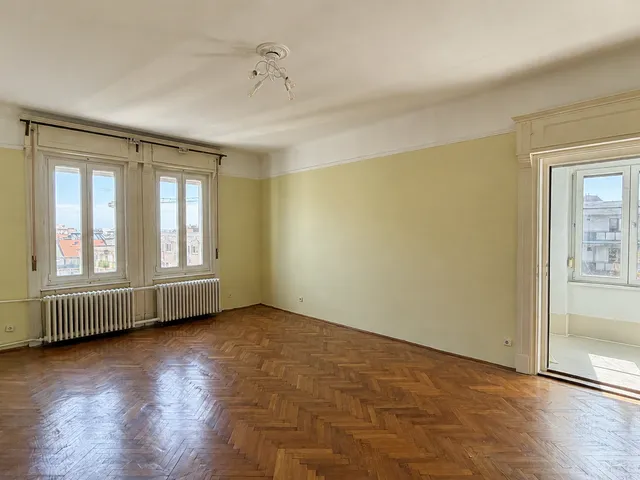 Eladó lakás Budapest II. kerület, Országút 138 nm