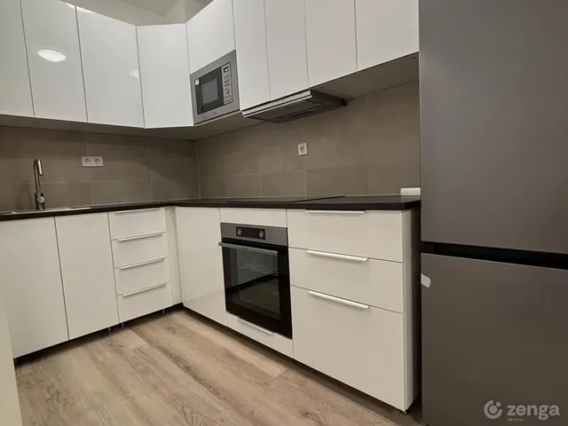 Kiadó lakás Nyíregyháza, Malomkert 32 nm