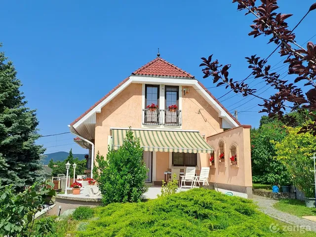 Eladó ház Szentendre, Pismány 154 nm