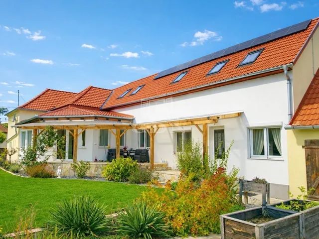 Eladó ház Böhönye 220 nm