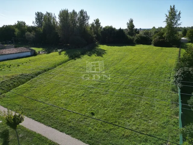 Eladó telek Fertőszéplak 5300 nm