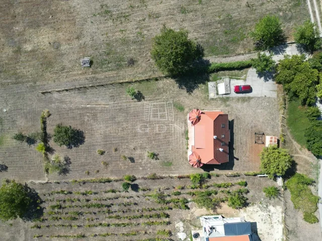 Eladó ház Ábrahámhegy 170 nm