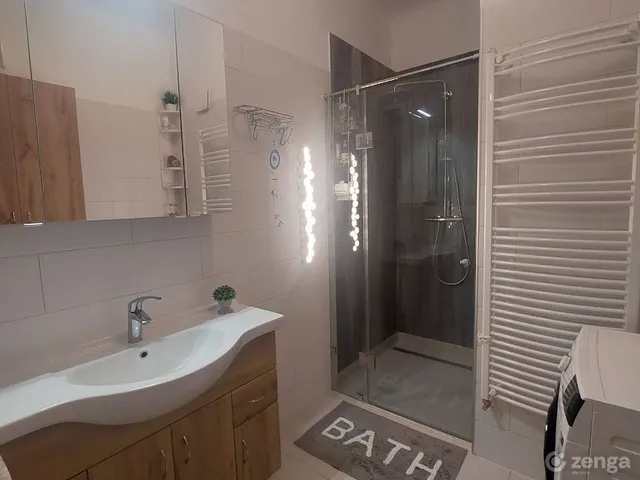 Eladó lakás Budapest XIII. kerület, Angyalföld 82 nm