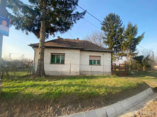 Eladó ház Apc, Barátság út 2/1 80 nm