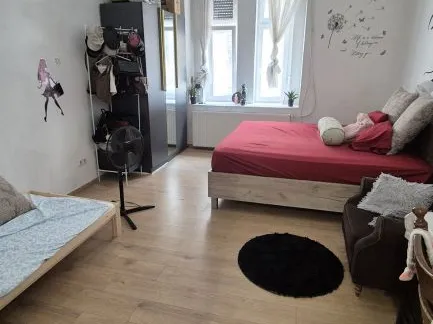 Eladó lakás Budapest VIII. kerület, Magdolnanegyed, Csobánc utca 41 nm