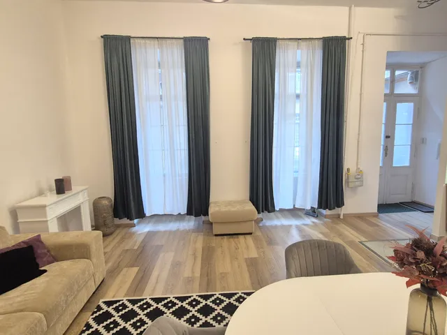 Eladó lakás Budapest V. kerület, Belváros, Régi Posta utca 54 nm