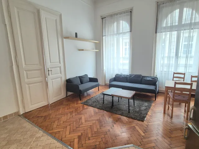 Eladó lakás Budapest VI. kerület, Nagykörúton kívüli terület, Kmety György utca 54 nm