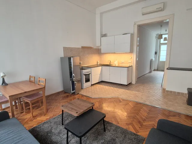 Eladó lakás Budapest VI. kerület, Nagykörúton kívüli terület, Kmety György utca 54 nm