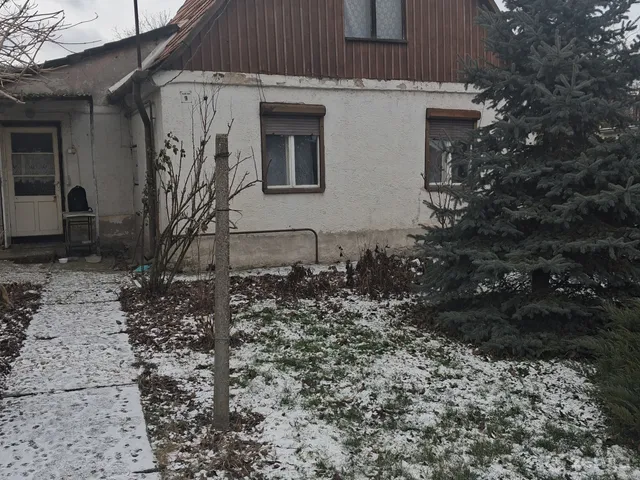 Eladó ház Szárliget 51 nm