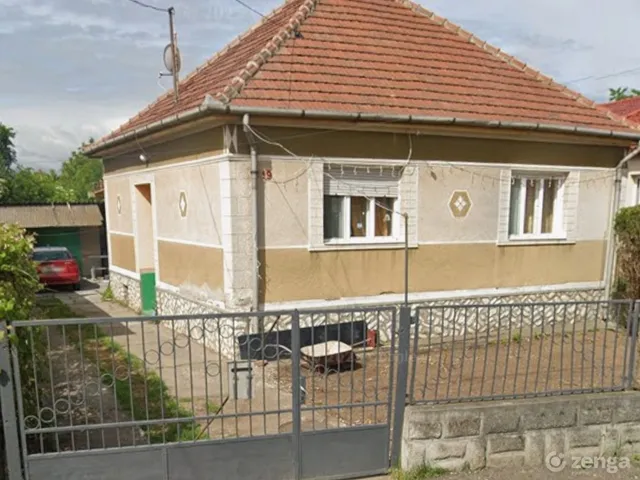Eladó ház Felsőzsolca 1000 nm