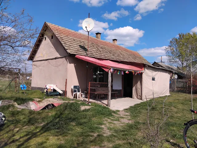Eladó ház Hajdúsámson 70 nm
