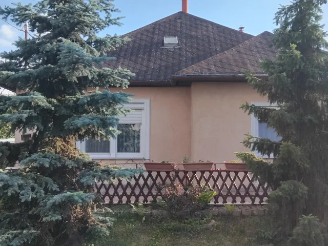 Eladó ház Debrecen, Lencztelep 80 nm