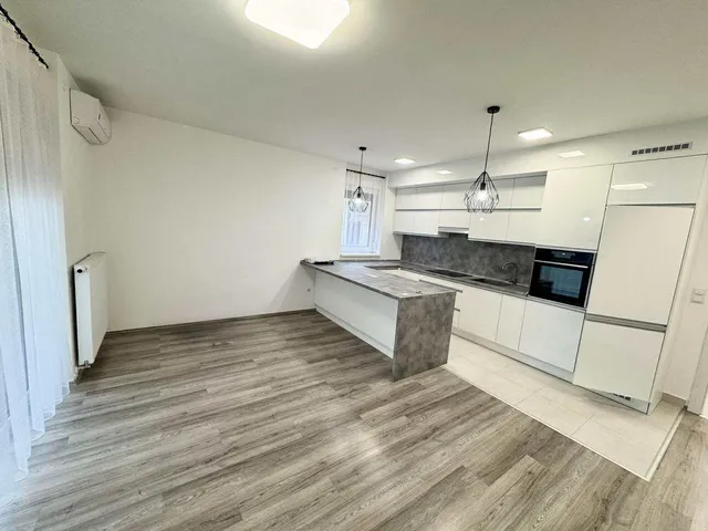 Eladó lakás Budapest IX. kerület, Rehabilitációs terület IX. ker., Balázs Béla utca 67 nm