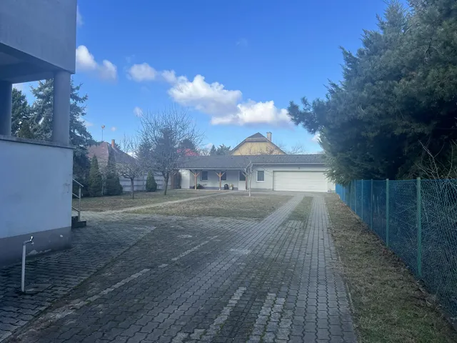 Eladó ház Budapest XVIII. kerület, Szent Imre kertváros 295 nm