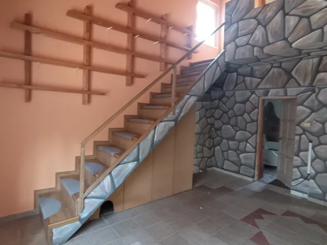 Eladó ház Szigetmonostor, Horány 140 nm