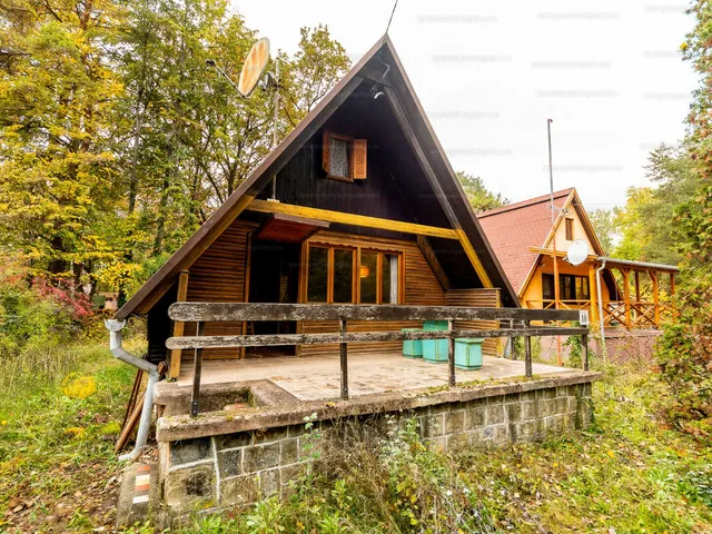 Eladó nyaraló Szigetmonostor, Horány 50 nm