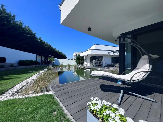 Eladó ház Mogyoród 220 nm