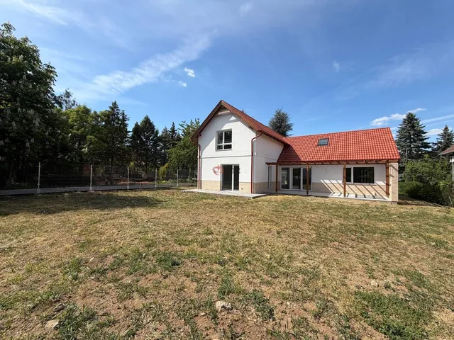 Eladó ház Nagykovácsi 200 nm
