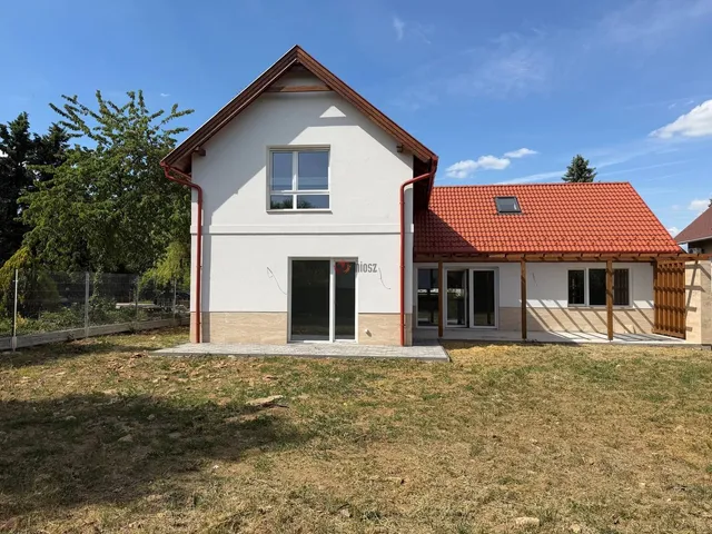 Eladó ház Nagykovácsi 200 nm
