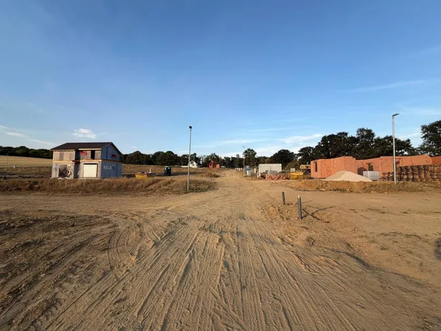 Eladó telek Üröm, Völgyliget sétány 361 nm