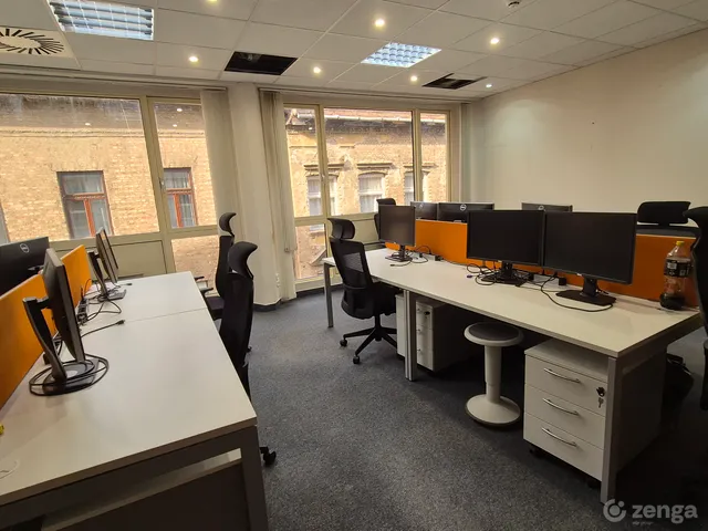 Kiadó kereskedelmi és ipari ingatlan Budapest I. kerület 390 nm