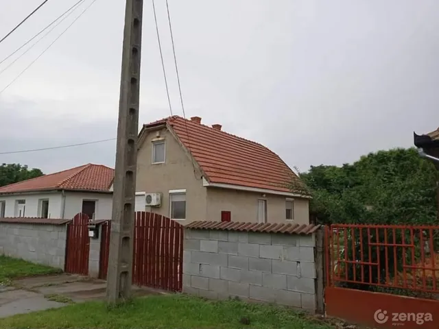 Eladó ház Tápiószele 82 nm