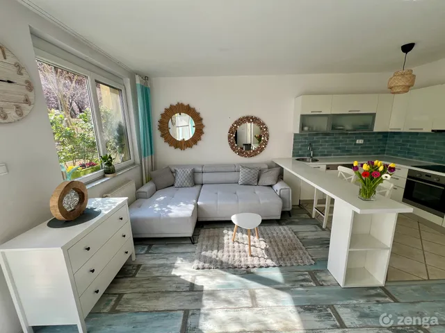 Eladó lakás Budapest XI. kerület, Péterhegy, Péterhegyi út / Horogszegi határsor 65 60 nm