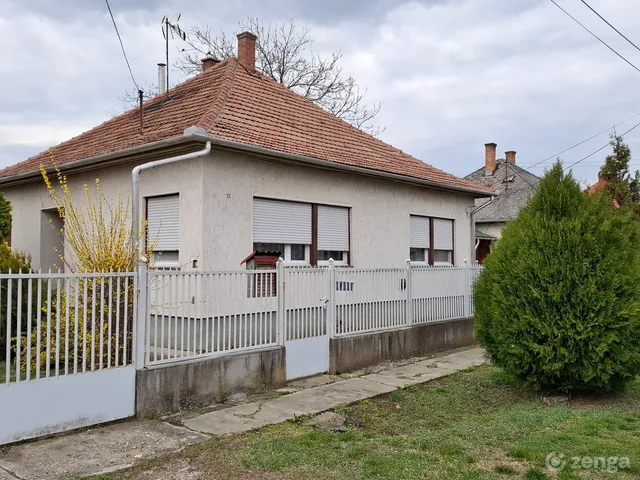 Eladó ház Jászapáti 100 nm