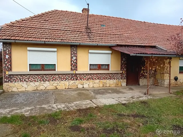 Eladó ház Fegyvernek 80 nm