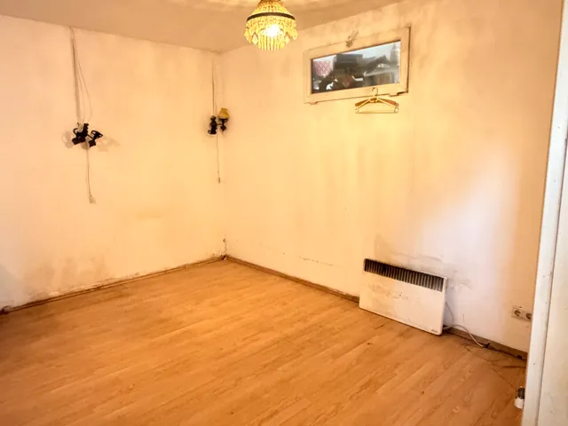 Eladó kereskedelmi és ipari ingatlan Budapest XX. kerület 97 nm