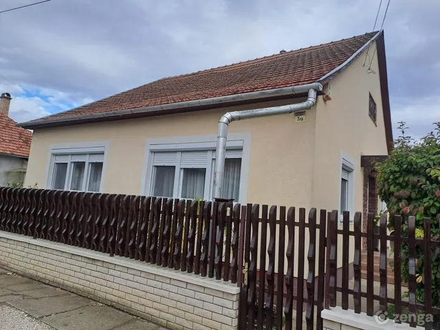 Eladó ház Hajdúnánás 75 nm