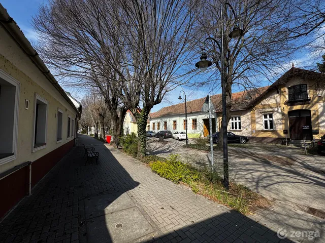 Eladó ház Mosonmagyaróvár, Lúcsony 158 nm