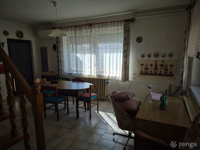 Eladó ház Lovászpatona, Kossuth utca 40 160 nm