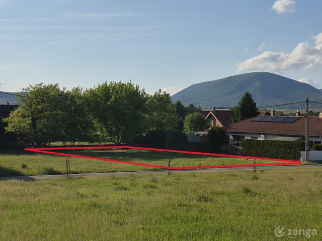 Eladó telek Pilisvörösvár 800 nm