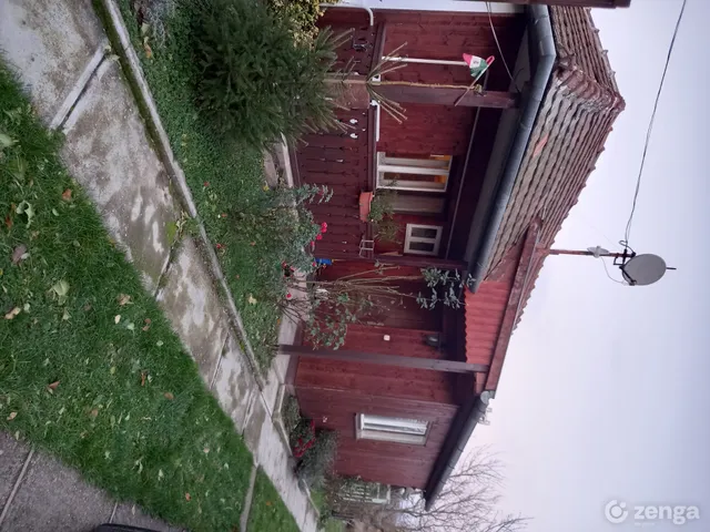 Eladó ház Alsóberecki 60 nm