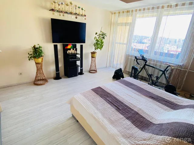 Eladó lakás Tata 75 nm