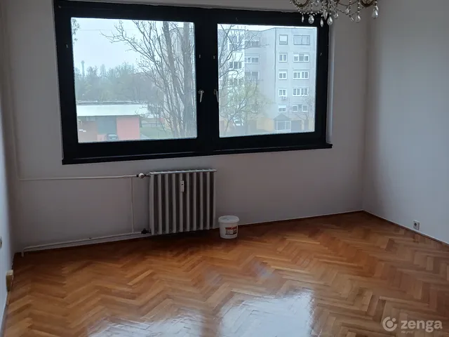 Eladó lakás Kecskemét, Széchenyiváros 64 nm