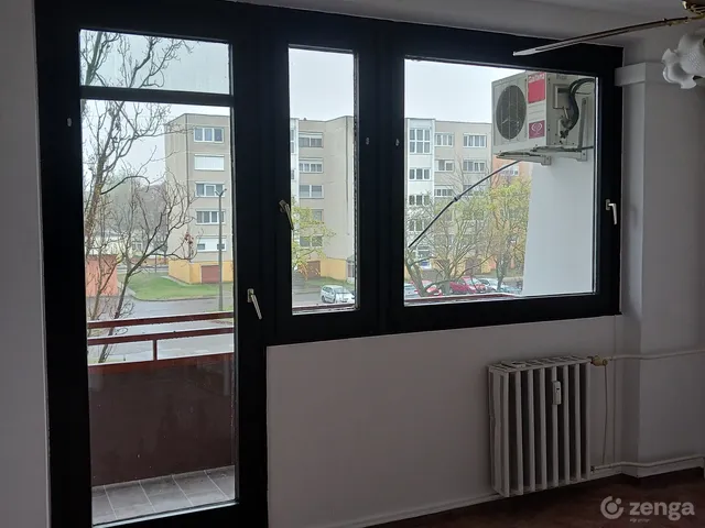 Eladó lakás Kecskemét, Széchenyiváros, Március 15-e u.  64 nm