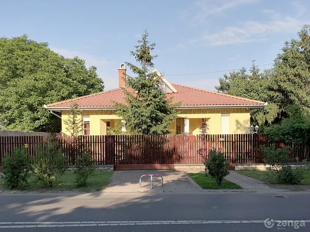 Eladó ház Debrecen, Hatvan utcai kert 128 nm