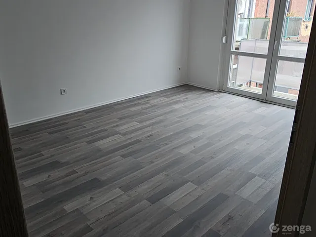 Eladó lakás Komló, Kenderföld 34 nm