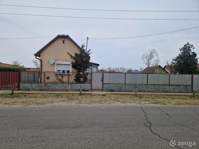 Eladó ház Téglás 75 nm