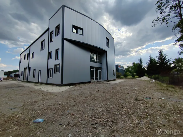 Eladó kereskedelmi és ipari ingatlan Sóskút, Bólyai János ut 1 980 nm