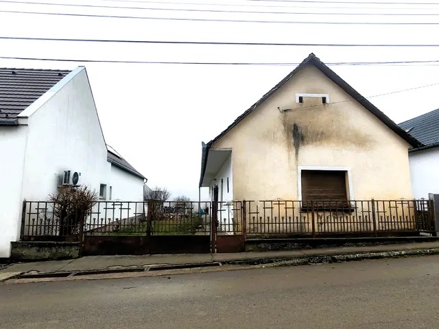 Eladó ház Mucsfa 85 nm