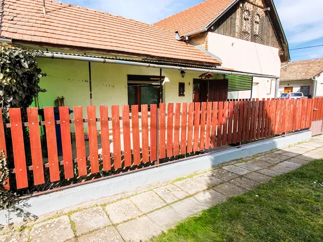 Eladó ház Máza 40 nm