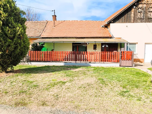 Eladó ház Máza 40 nm