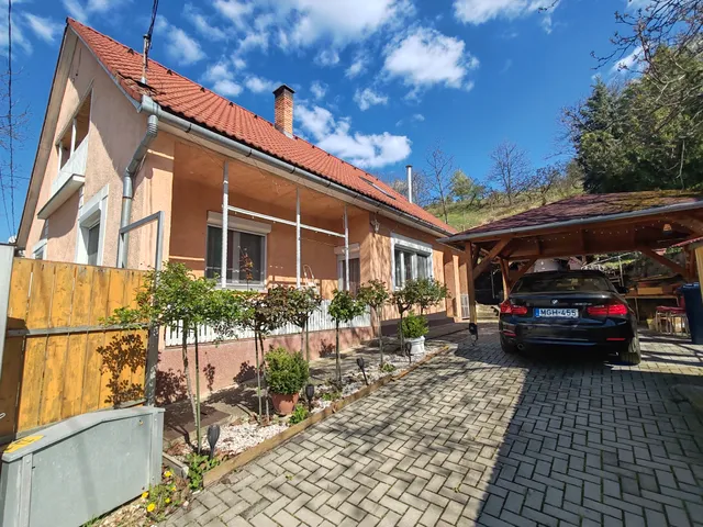 Eladó ház Szászvár 133 nm