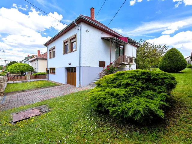 Eladó ház Bonyhád 185 nm