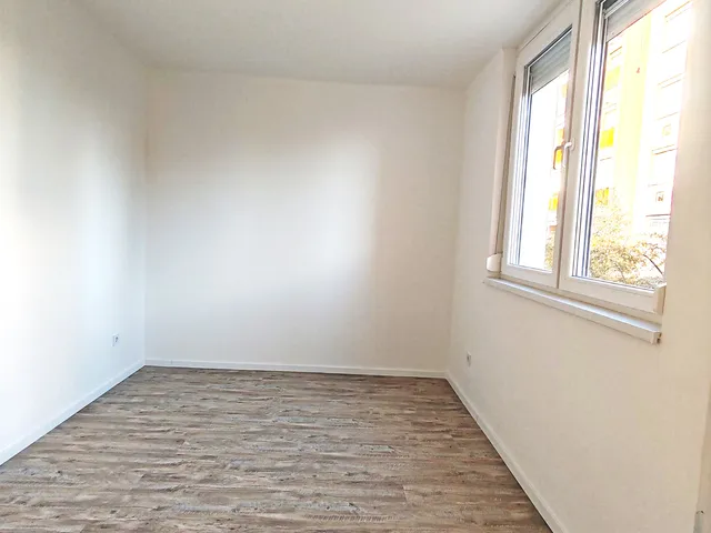 Eladó lakás Szekszárd, Bottyánhegy 58 nm