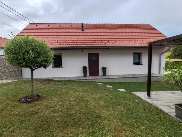 Eladó ház Mecseknádasd 65 nm