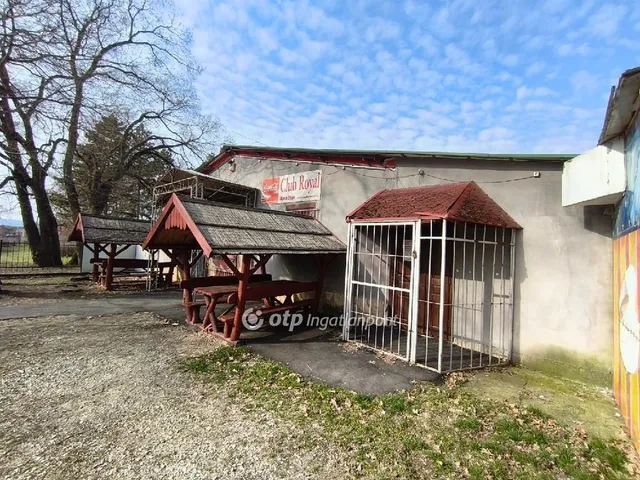 Eladó kereskedelmi és ipari ingatlan Mezőtúr 970 nm